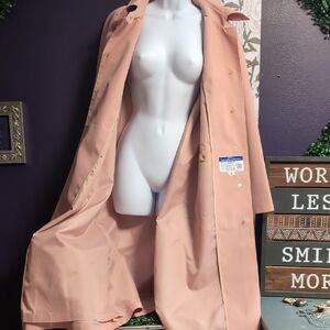 Vintage Salmon 70s Trench With Attached Change Purse